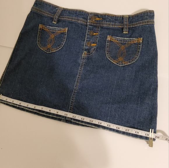 OLD NAVY BRAND BLUE JEANS ULTRA LOW WAIST MINI SKIRT SIZE 4 - Picture 4 of 8